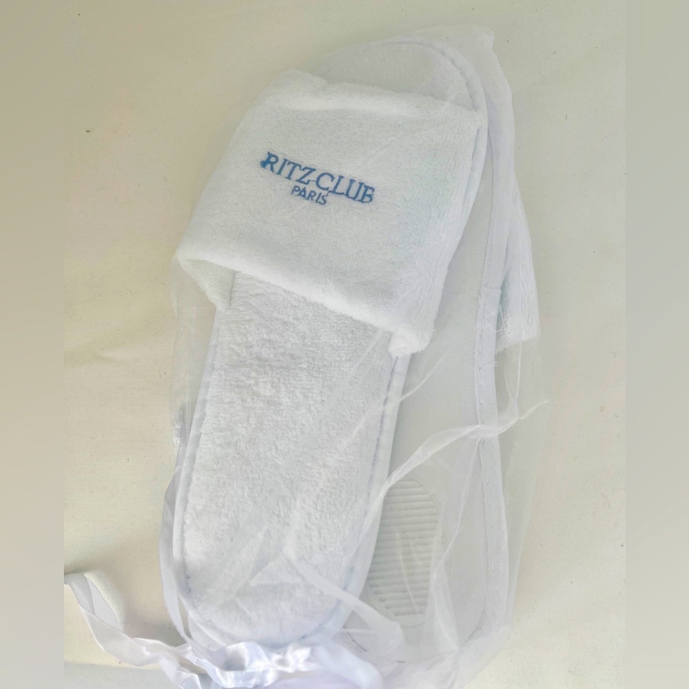 NEW 1 PAIR HOTEL RITZ PARIS FRANCE SLIPPERS
